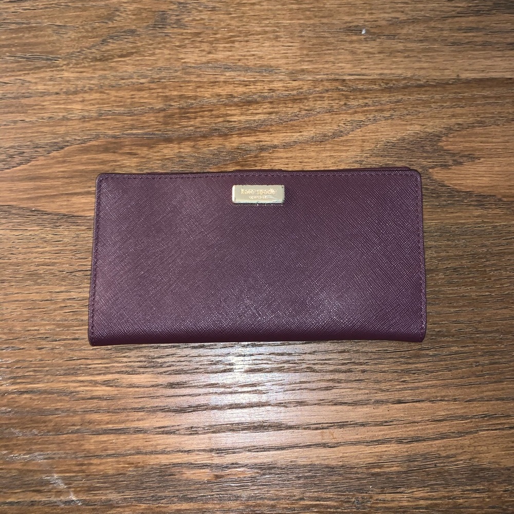 Kate spade wallet burgundy